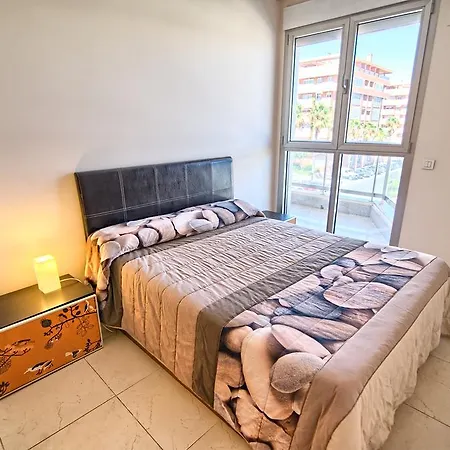 Daire Valencia Beach Apartments *